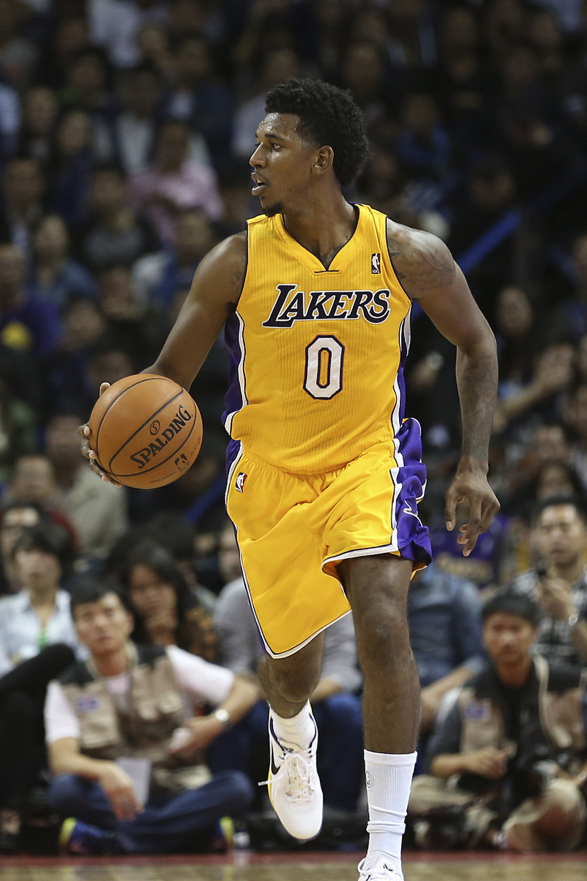 余投手的启 余投手的启